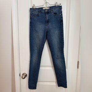 GAP Women's Dark Blue Skinny Jeans Size 28